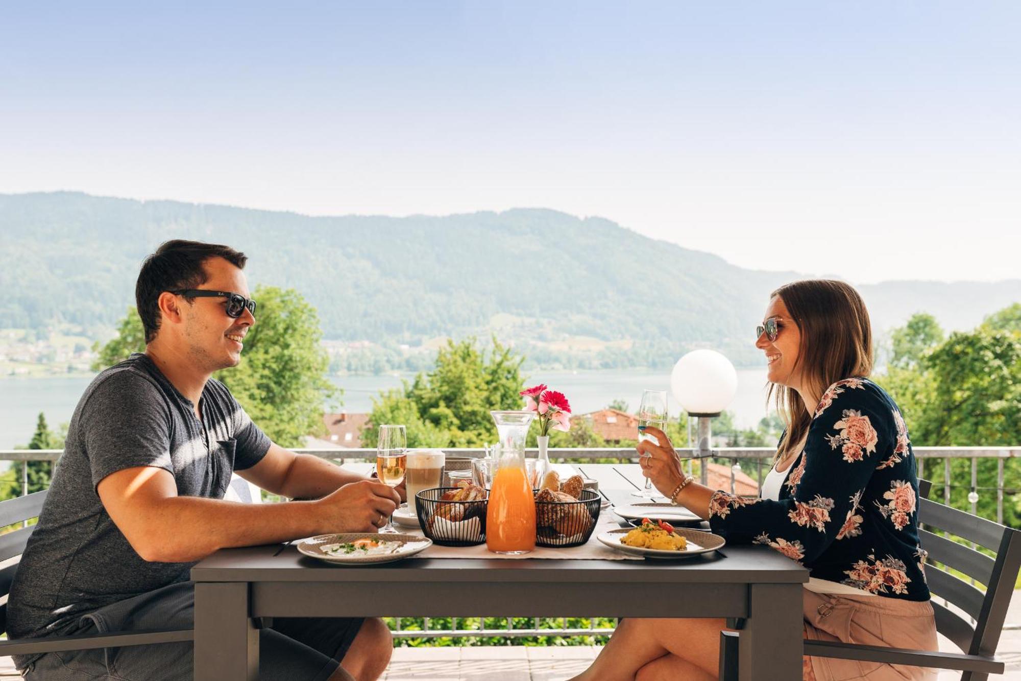 Gasthof Nindler Hotel Steindorf am Ossiacher See Kültér fotó
